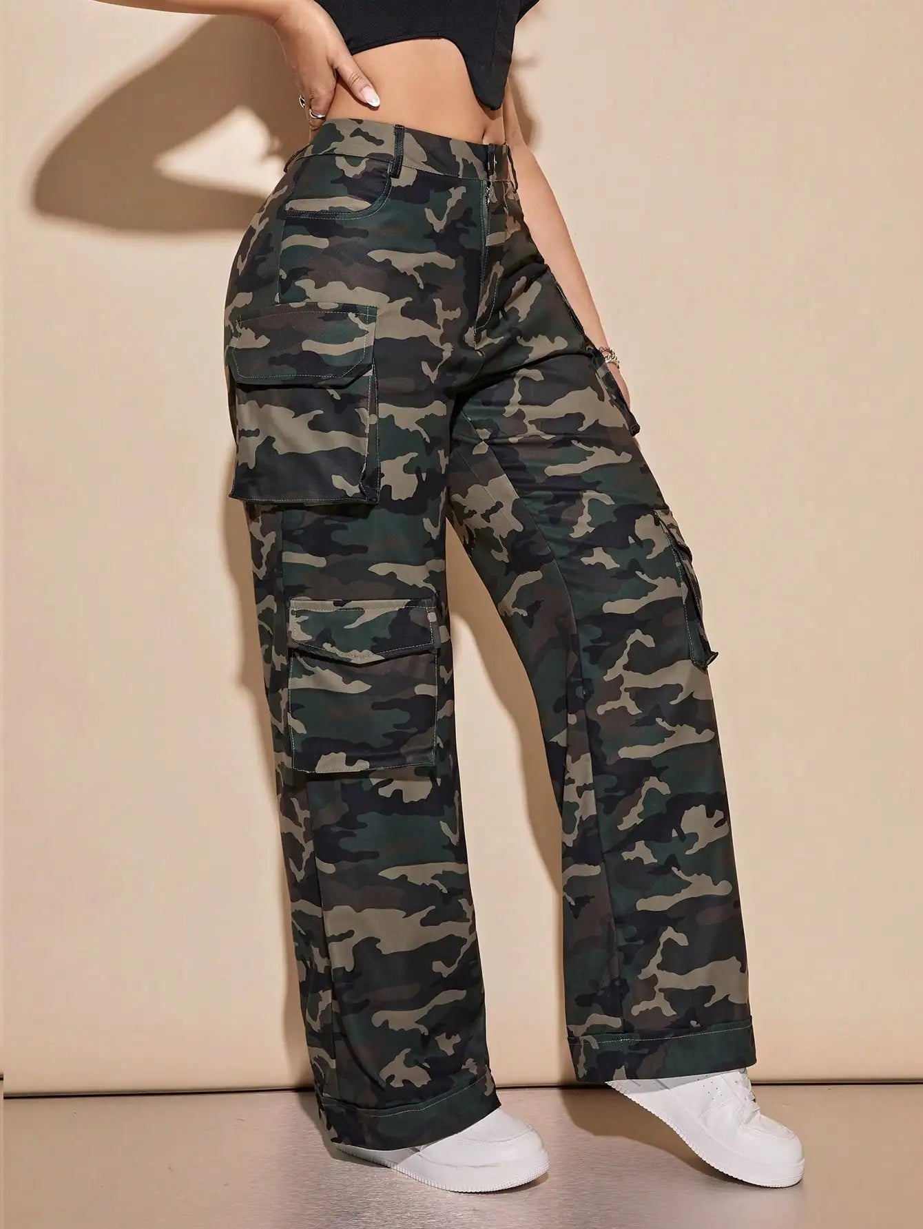Women's Camo Cargo Pants High Waist Wide Leg Baggy Pants with Flat Pockets Casual Streetwear Jogger Military Pants 2025 T Styles Online