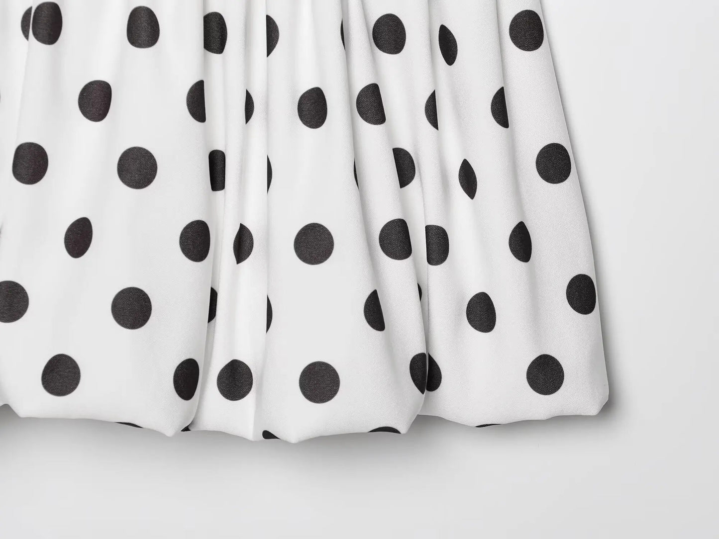 European and American style 2025 summer new sexy hot girl low-cut slim polka dot suspender dress T Styles Online