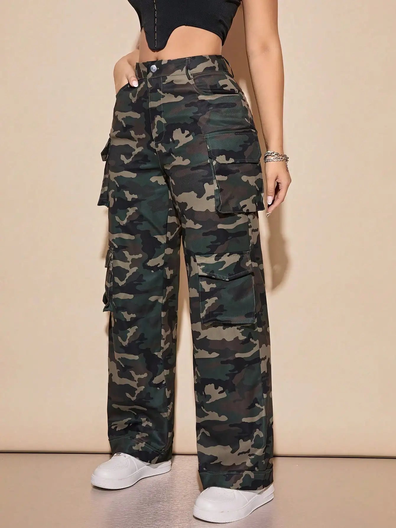 Women's Camo Cargo Pants High Waist Wide Leg Baggy Pants with Flat Pockets Casual Streetwear Jogger Military Pants 2025 T Styles Online