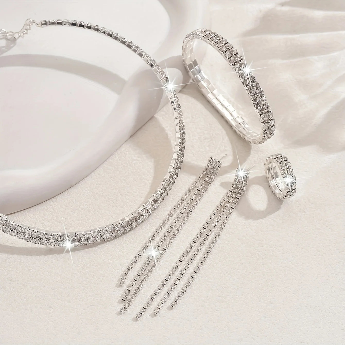 5pcs Luxurious Rhinestone Jewelry Set for Women,Choker, Earrings, Stretch Bracelet & Ring for Weddings, Banquets & Parties T Styles Online