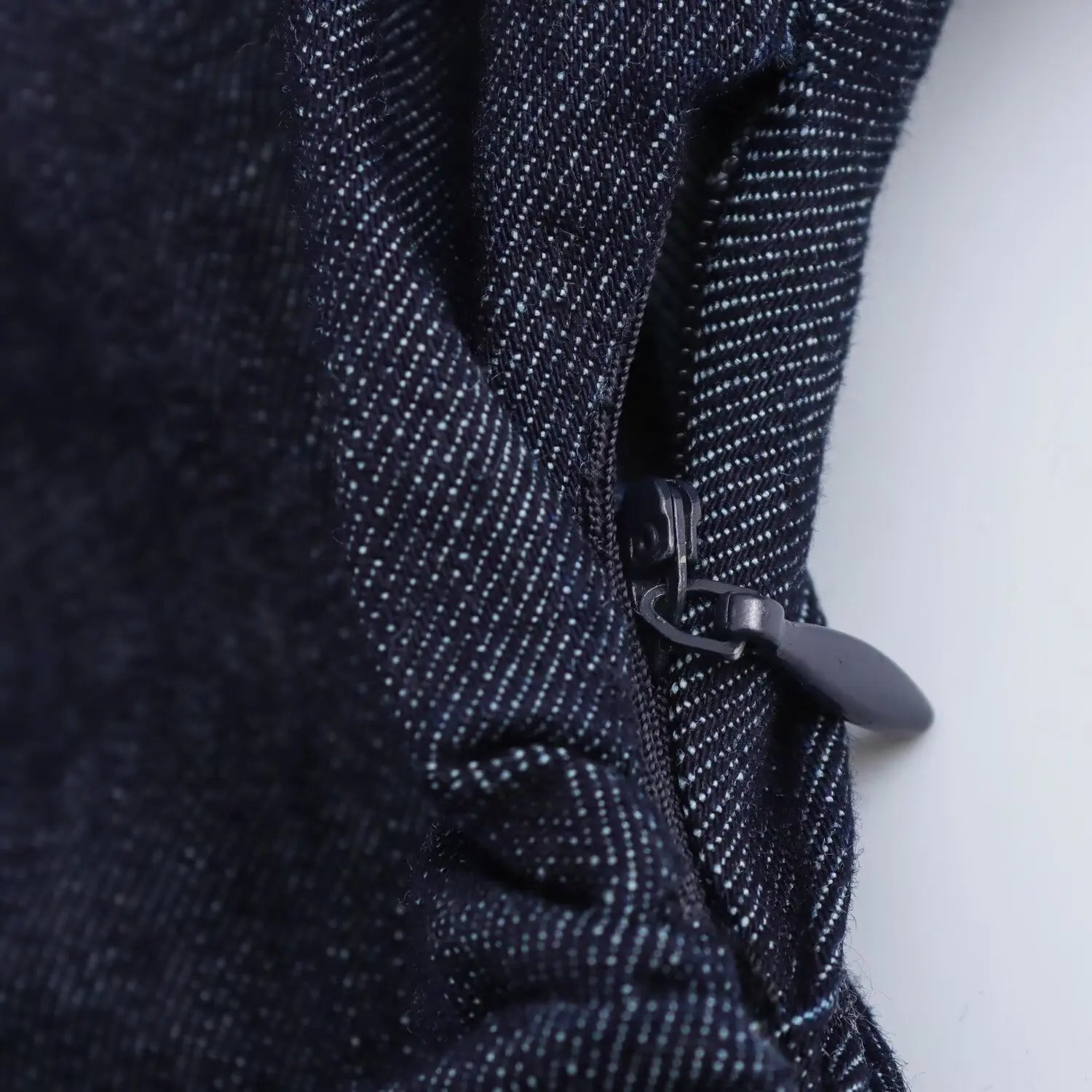 2025 traf Spring New 1975 series denim MIDI dress with lapel side zipper fashion wrinkle waist slim elegant dress T Styles Online