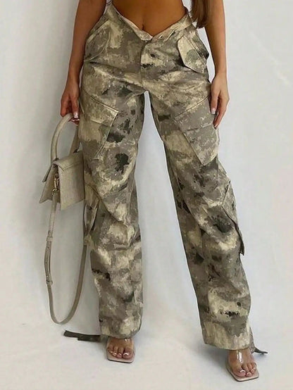 Women's Camo Cargo Pants: Y2K Wide Leg Baggy Style, Army Joggers with Flap Pockets T Styles Online