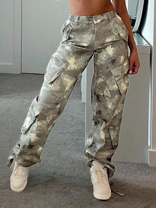 Women's Camo Cargo Pants: Y2K Wide Leg Baggy Style, Army Joggers with Flap Pockets T Styles Online